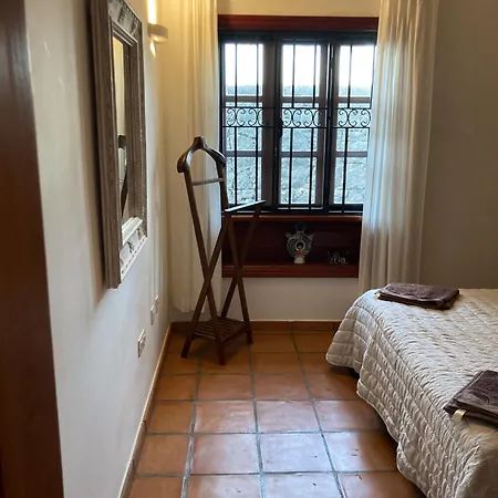 Casa Keo, Vila