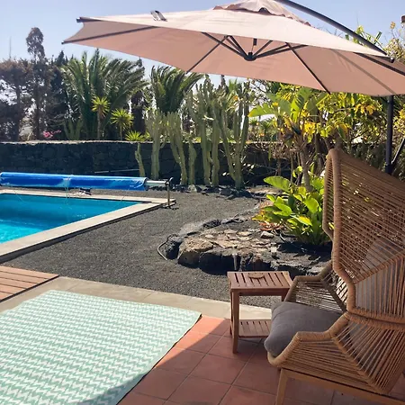 Casa Keo, Vila *