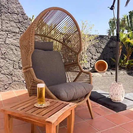 Casa Keo, Vila *
